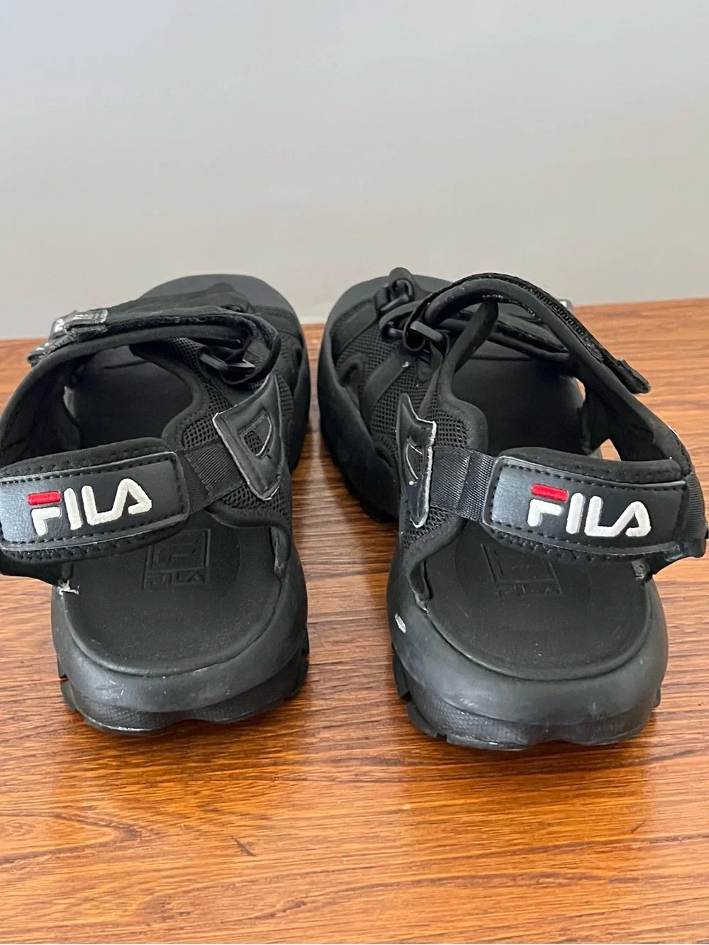 Fila durable sandals